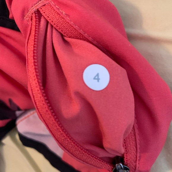 Lululemon shorts - Picture 4 of 4